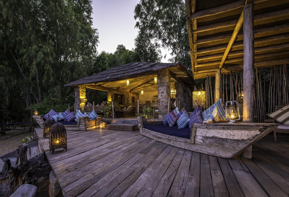 Accommodation and guest areas at Kaya Mawa