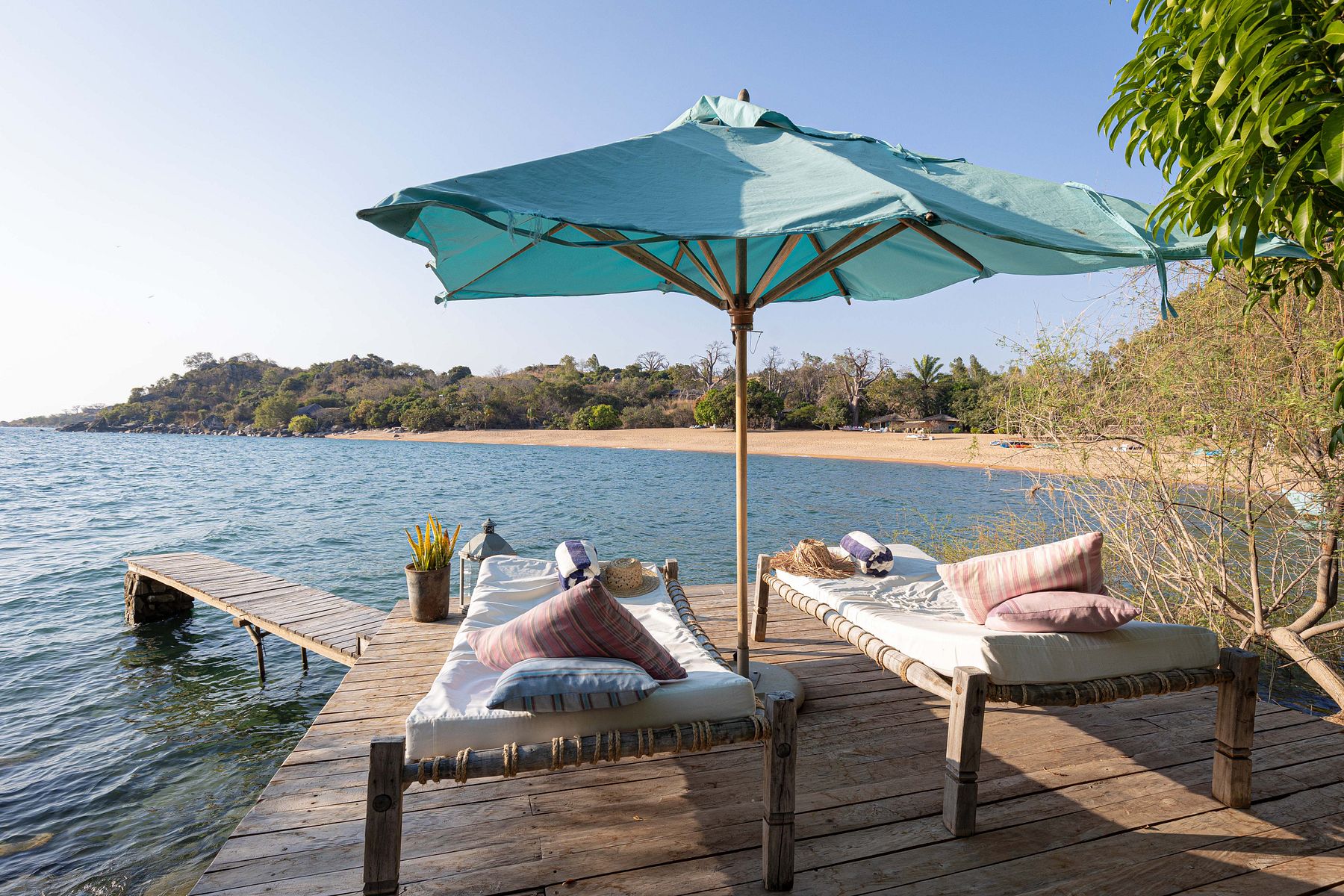 Accommodation and guest areas at Kaya Mawa